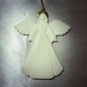 Lenox Angel Ornament Flat Pleated